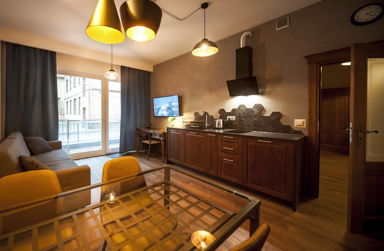 Very Berry - Orzeszkowej 10 - Mtp Apartment, Parking, Balcony, Check In 24H Poznan Dış mekan fotoğraf