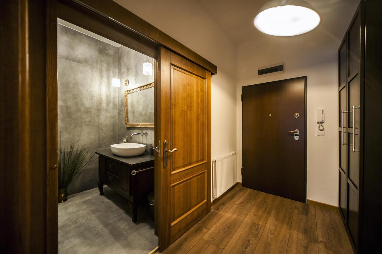 Very Berry - Orzeszkowej 10 - Mtp Apartment, Parking, Balcony, Check In 24H Poznan Dış mekan fotoğraf